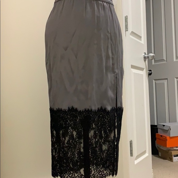 Michael Kors pencil cut skirt - Picture 4 of 4